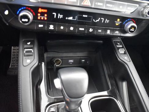 Used 2024 Kia Telluride SX Prestige image 26