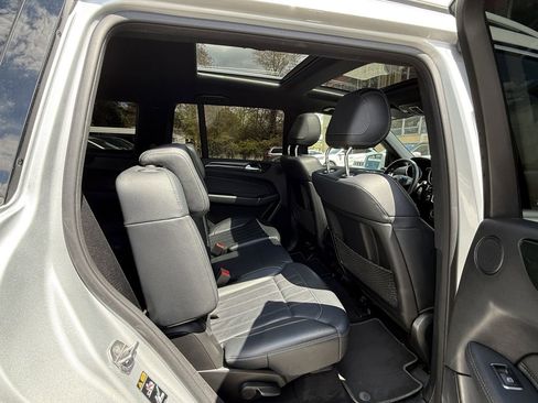 Used 2018 Mercedes-Benz GLS 450 4MATIC image 29
