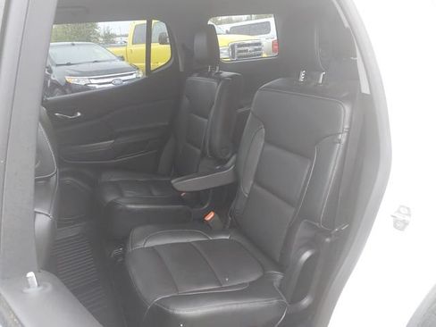Used 2019 GMC Acadia SLT AWD/4WD image 22