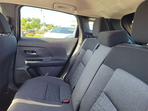 Used 2025 Nissan Kicks SV w/ Illumination Package image 15