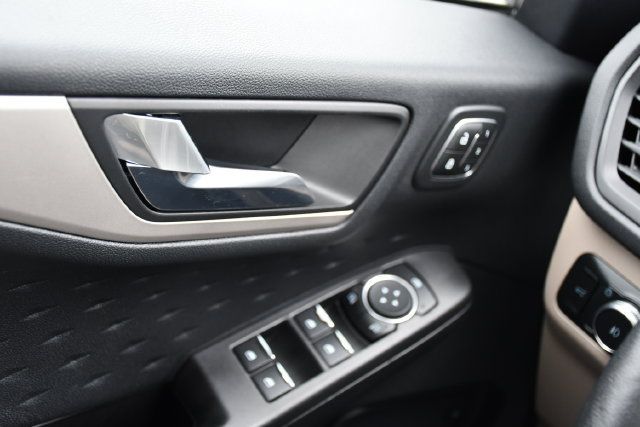 Used 2020 Ford Escape SEL AWD/4WD image 26