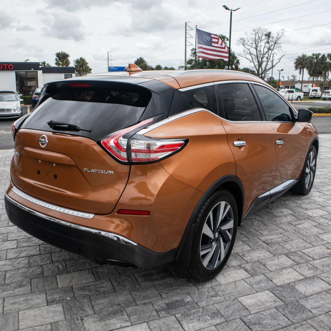 Used 2017 Nissan Murano Platinum w/ Platinum Technology Package FWD image 11
