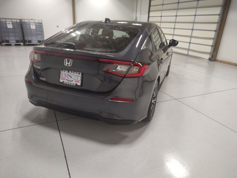 Used 2024 Honda Civic EX-L image 13