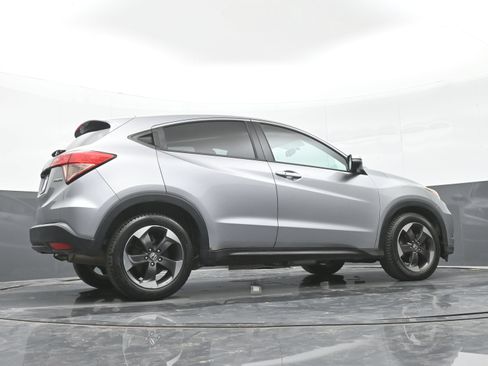 Used 2018 Honda HR-V EX image 38