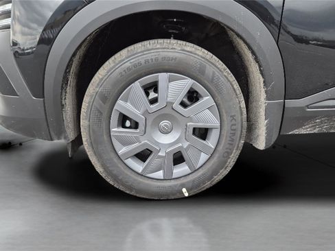 New 2026 Nissan Kicks S image 9