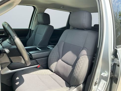 Used 2022 Toyota Tundra SR5 AWD/4WD image 10
