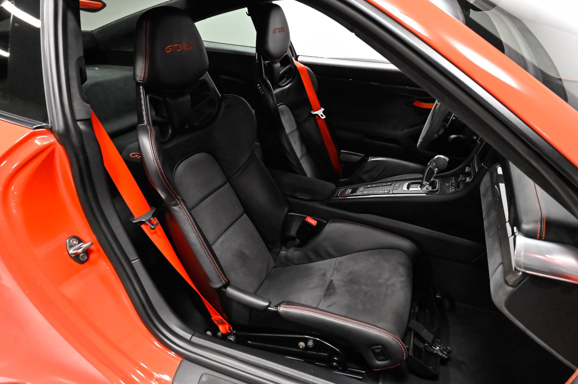 Used 2016 Porsche 911 GT3 RS RWD image 38