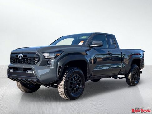 Certified 2025 Toyota Tacoma PreRunner RWD image 2