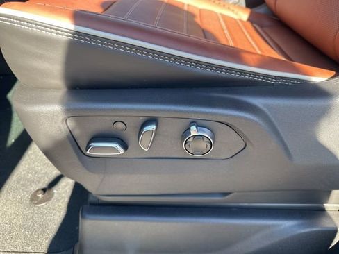 New 2026 GMC Sierra 2500 Denali Ultimate image 17