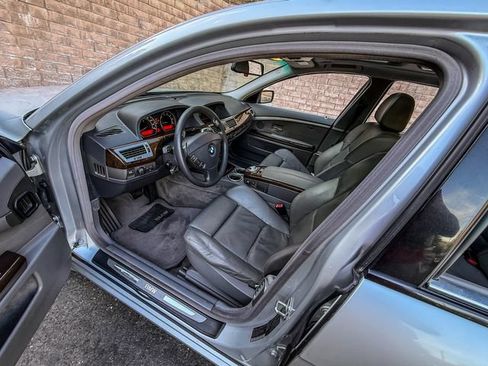 Used 2003 BMW 745Li RWD image 5