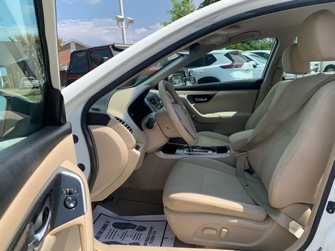 Used 2014 Nissan Altima 2.5 S w/ Sport Value Package FWD image 20