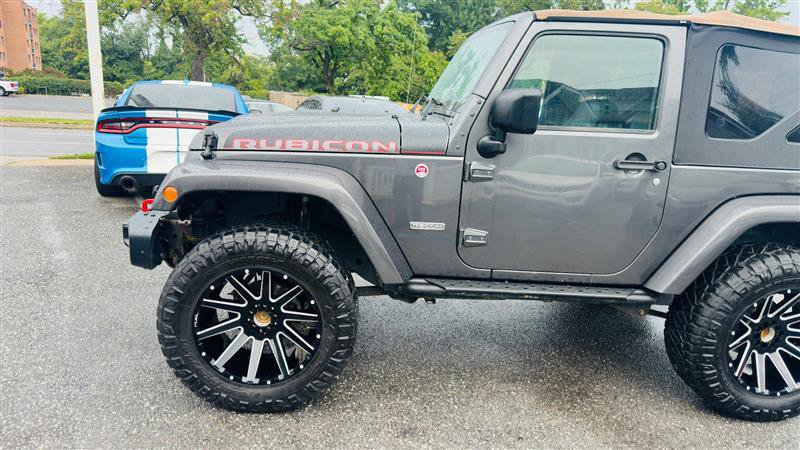 Used 2018 Jeep Wrangler Rubicon AWD/4WD image 25