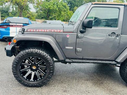 Used 2018 Jeep Wrangler Rubicon AWD/4WD image 25