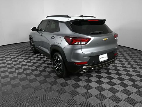 Used 2023 Chevrolet TrailBlazer ACTIV w/ Sun and Liftgate Package image 4