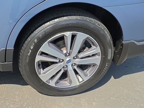 Used 2018 Subaru Outback 2.5i Limited w/ 50th Anniversary Edition AWD/4WD image 12