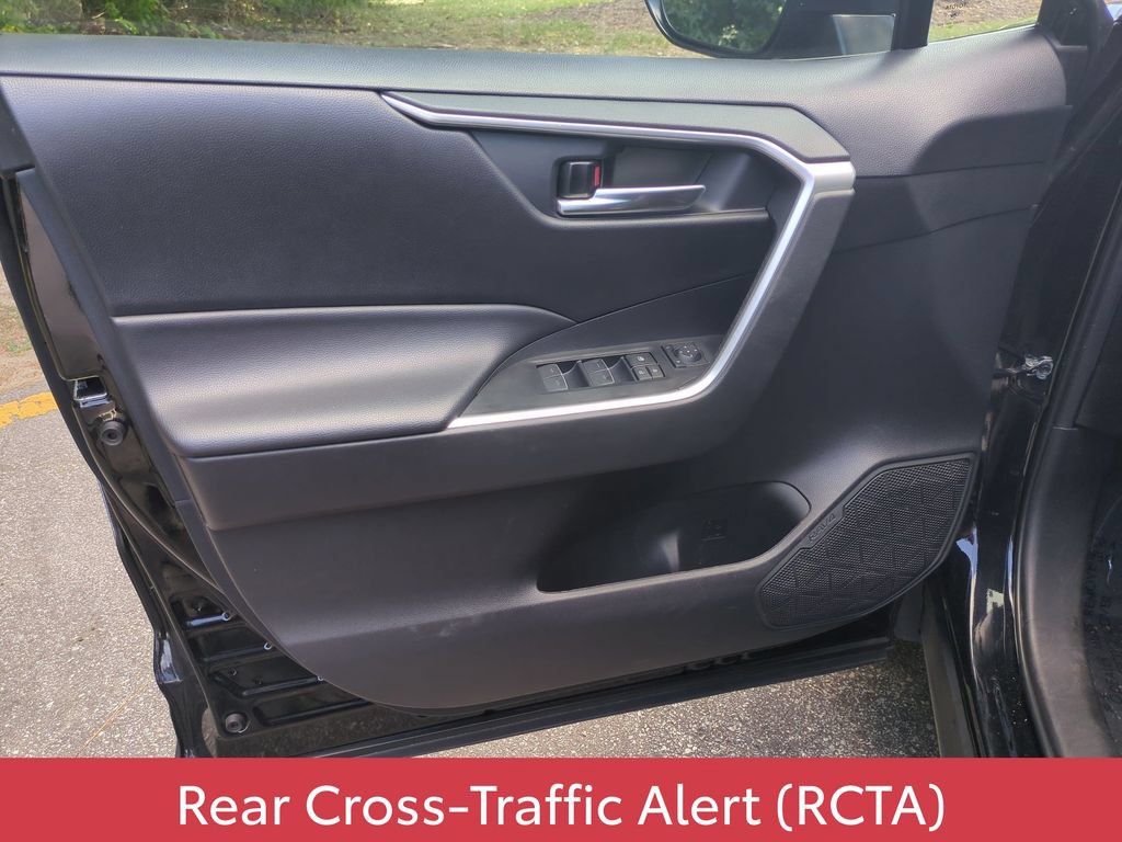 Used 2024 Toyota RAV4 XLE w/ Convenience Package AWD/4WD image 13
