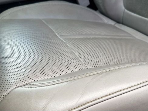 Used 2022 Jeep Wagoneer Series III w/ Flexible Seating Group image 20