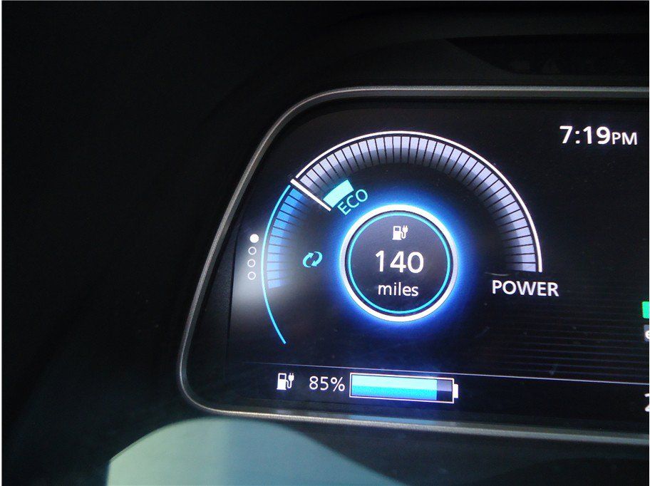 Used 2025 Nissan Leaf S FWD image 28