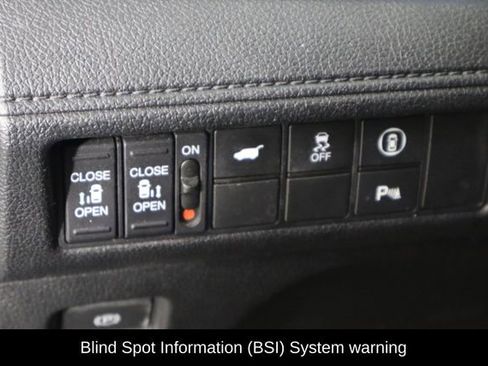 Used 2023 Honda Odyssey Touring image 22
