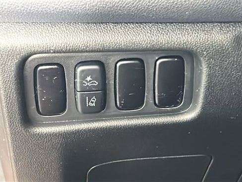 Used 2024 Mitsubishi Outlander Sport ES AWD/4WD image 20