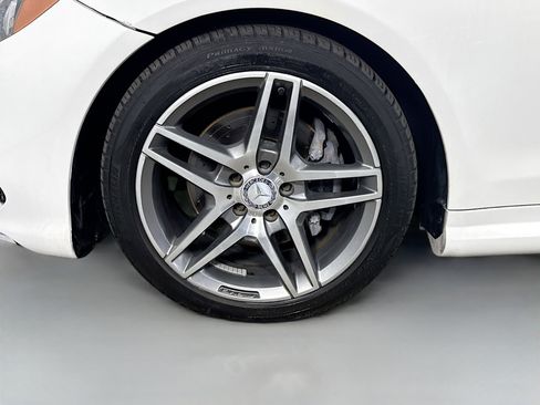 Used 2016 Mercedes-Benz E 400 E 400 image 36