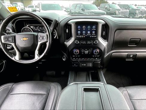 Used 2021 Chevrolet Silverado 3500 LTZ w/ LTZ Texas Edition image 15