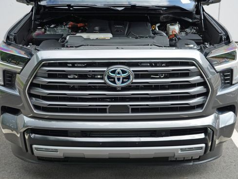 Used 2023 Toyota Sequoia Limited AWD/4WD image 8