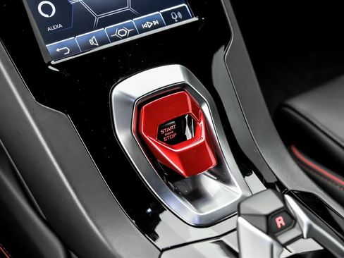 Used 2021 Lamborghini Huracan EVO image 39