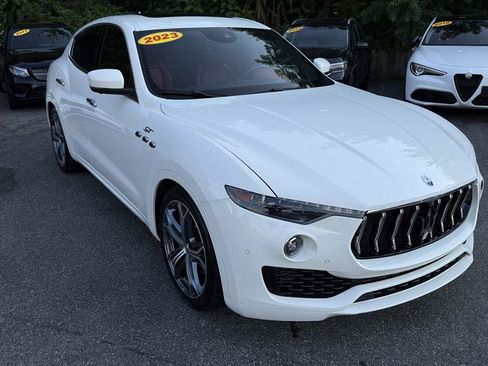 Used 2023 Maserati Levante GT AWD/4WD image 22