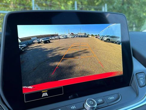 Used 2026 Chevrolet Blazer LT FWD image 25