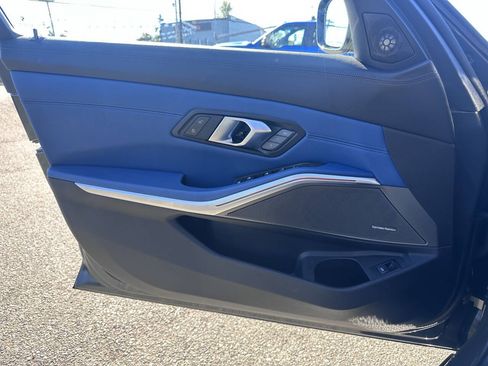 Used 2024 BMW M3 w/ M Carbon Exterior Package RWD image 36