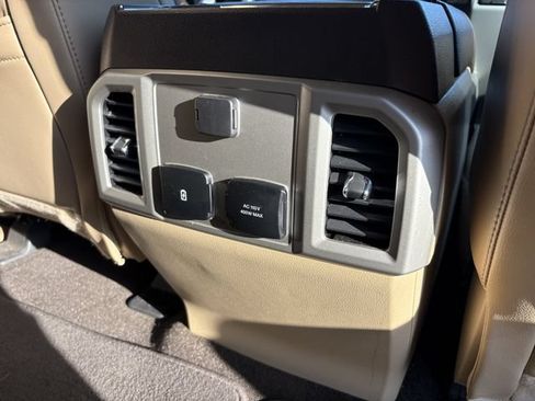 Used 2019 Ford F150 Lariat AWD/4WD image 16