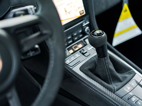 Used 2023 Porsche 718 Cayman GT4 RS image 75