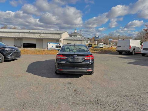Used 2018 Ford Fusion S image 6