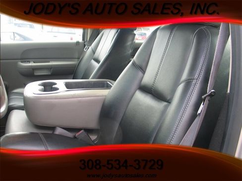 Used 2008 Chevrolet Silverado 3500 W/T image 5