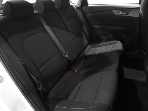 Used 2021 Kia Forte LXS image 16