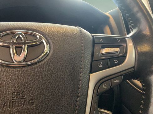 Used 2019 Toyota Land Cruiser AWD/4WD image 19