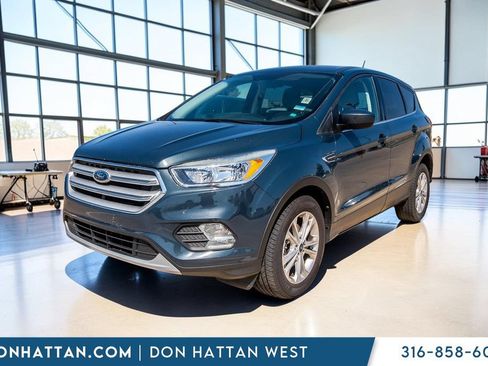 Used 2019 Ford Escape SE FWD image 23