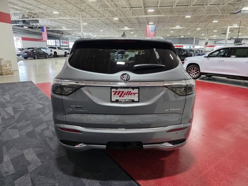 Used 2024 Buick Enclave Avenir w/ Avenir Technology Package image 4