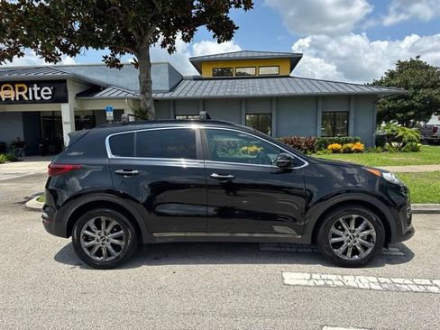 Used 2020 Kia Sportage S w/ S Premium Package FWD image 8