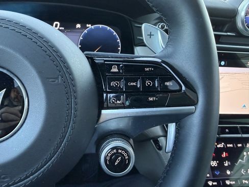 Used 2023 Maserati Grecale Modena image 36