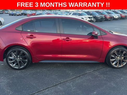Used 2024 Toyota Corolla SE w/ SE Convenience Package FWD image 2