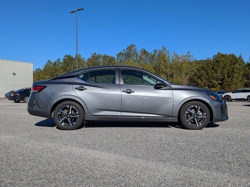 Certified 2024 Nissan Sentra SV image 3