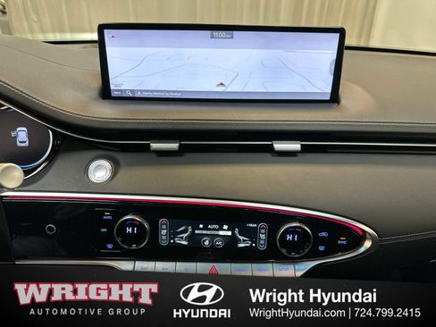 Certified 2025 Genesis GV70 3.5T Sport w/ Sport Advanced Package image 25