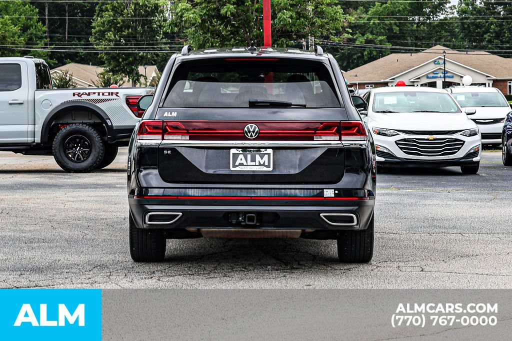 Used 2024 Volkswagen Atlas SE FWD image 11