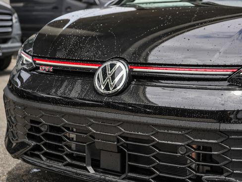 New 2026 Volkswagen GTI SE FWD image 11