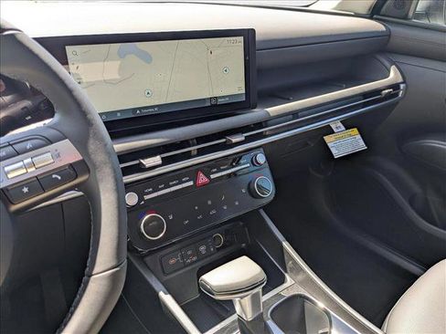 New 2025 Hyundai Tucson SEL image 13