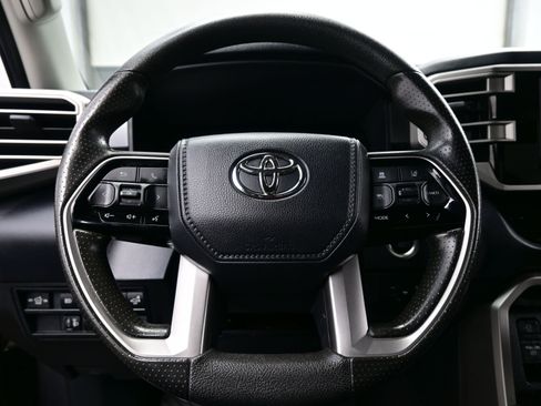 Used 2022 Toyota Tundra SR5 w/ SR5 Convenience Package image 19
