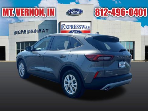 New 2026 Ford Escape Active FWD image 8