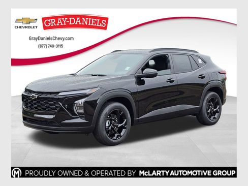New 2026 Chevrolet Trax LT w/ Driver Confidence Package FWD image 1